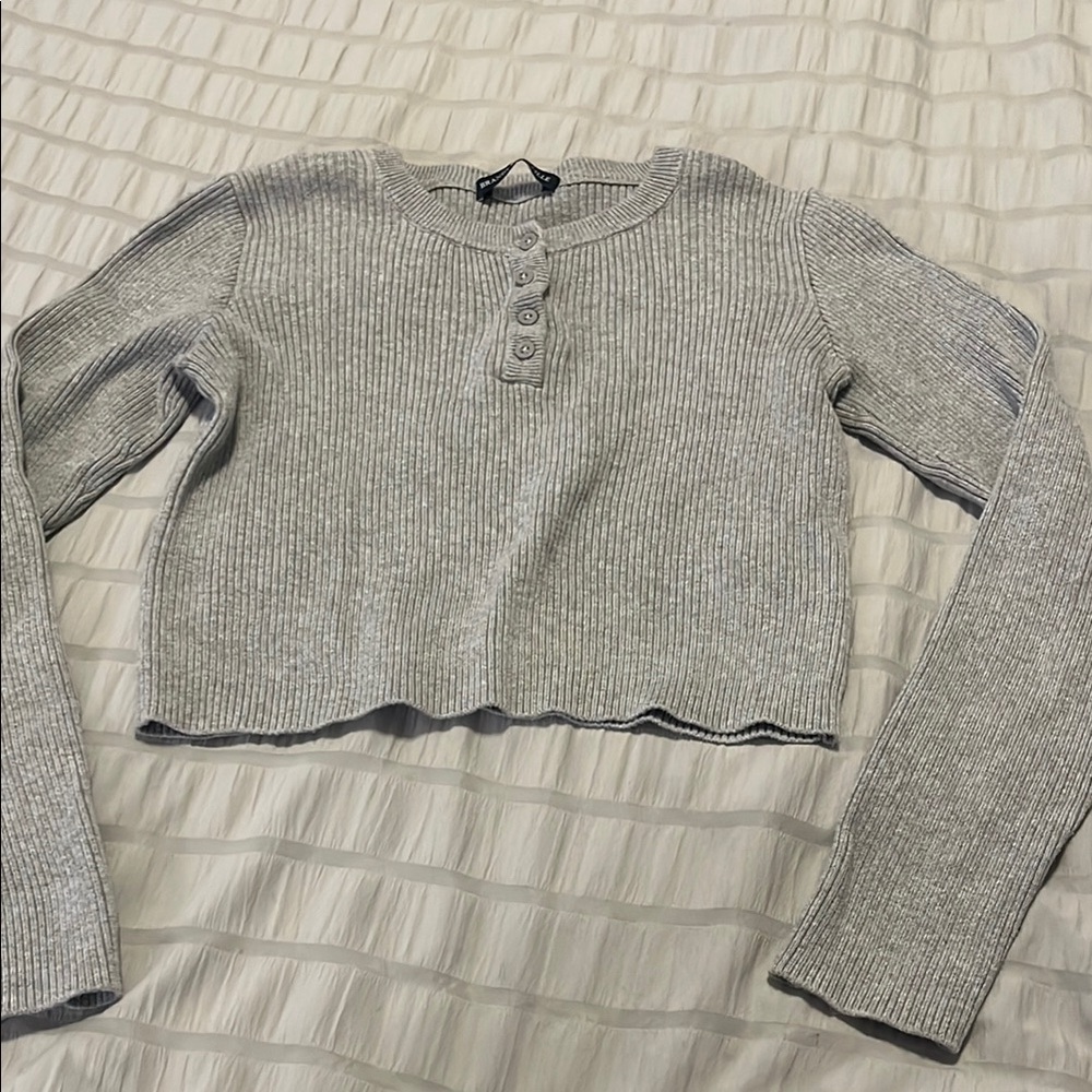 Brandy Melville Gray Ribbed Crew Neck Sweater